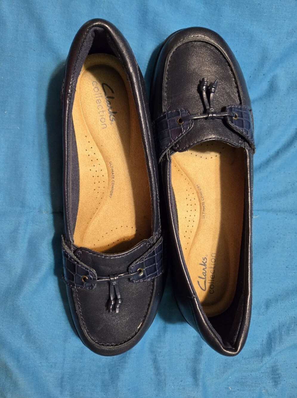 Clarks Women's Navy Leather Slip-On Loafers
